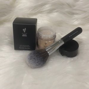 Prime and Set power with setting powder brush set